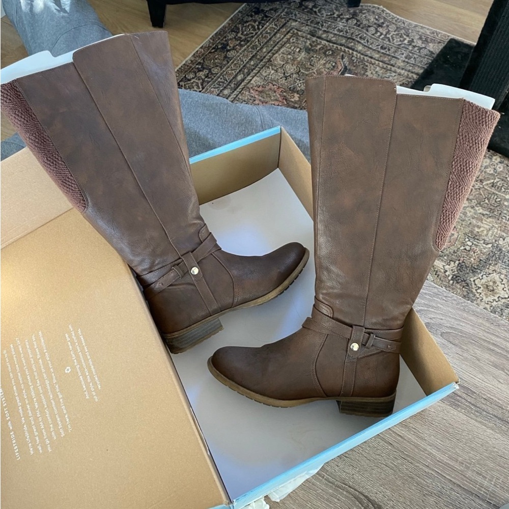 SOLD - NWOT XTrovert Wide Calf Riding Boot
